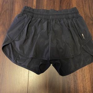 Lululemon size 8 black shorts